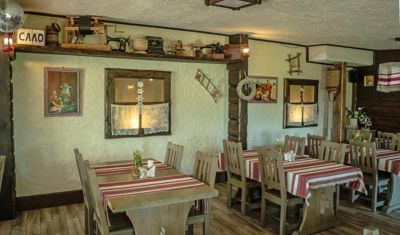 Usadba Belovezhskoye Pomestye Hotel Kamenyuky Bagian luar foto