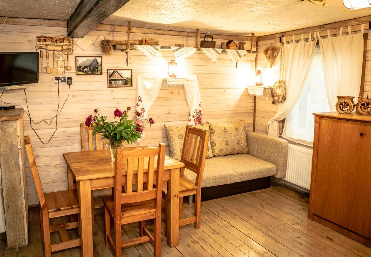 Usadba Belovezhskoye Pomestye Hotel Kamenyuky Bagian luar foto