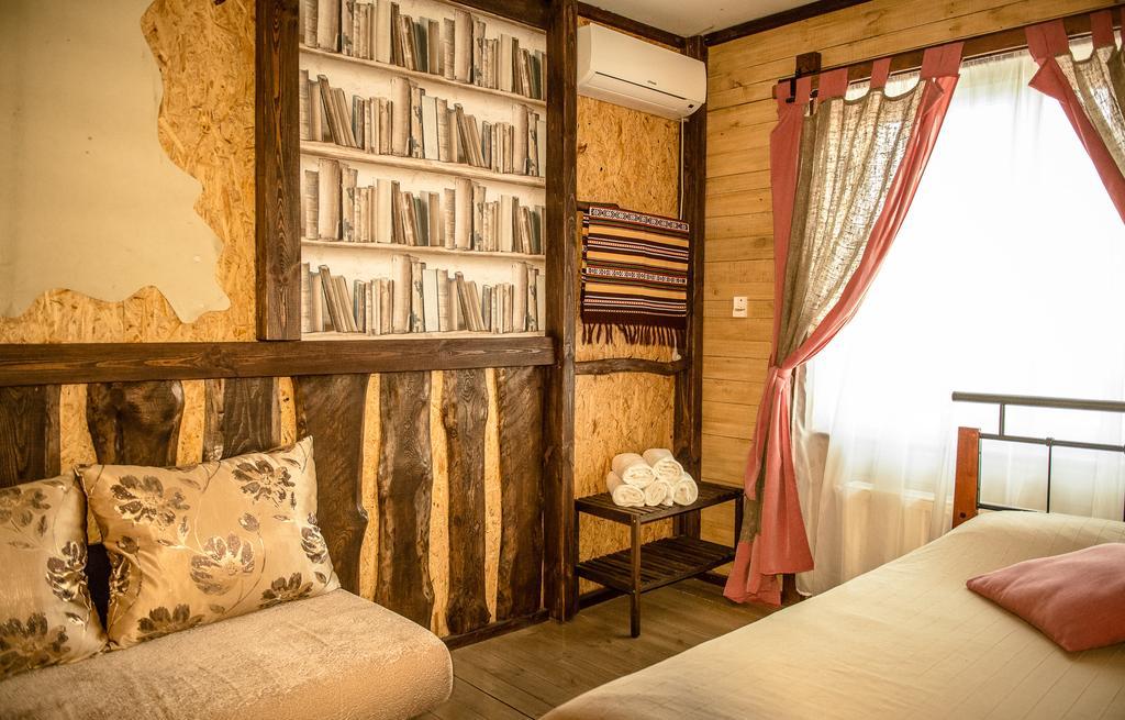 Usadba Belovezhskoye Pomestye Hotel Kamenyuky Bagian luar foto